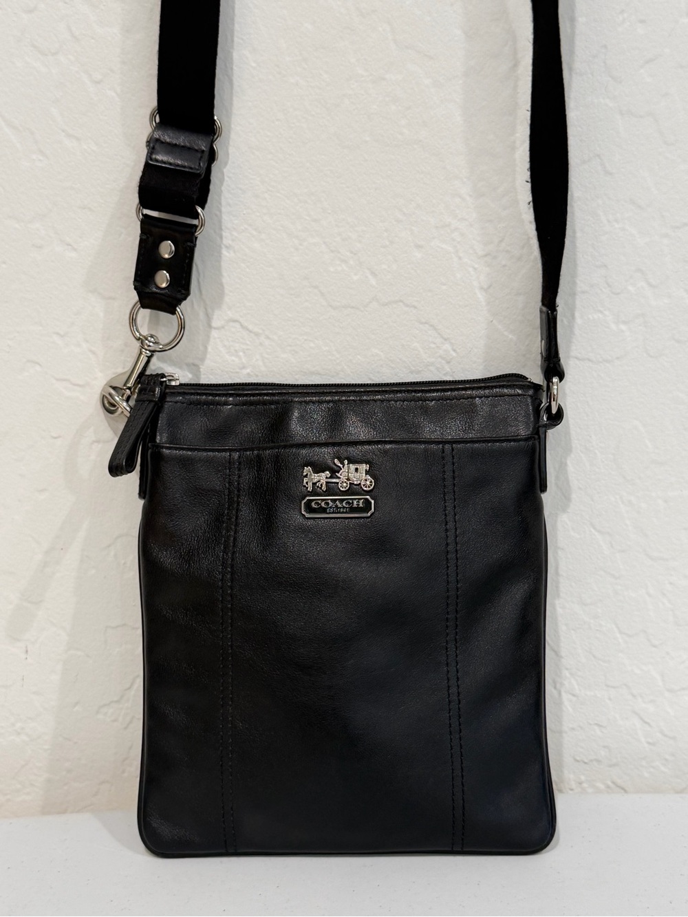 Vintage Coach Madison Black Leather Crossbody Messenger Bag